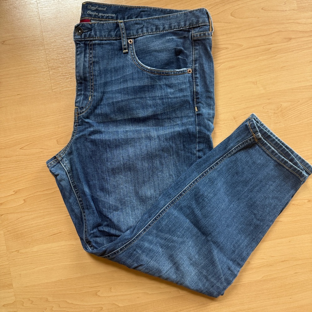 Merona Women’s Boyfriend Jeans, Whiskered Stretch Denim, Size 18
